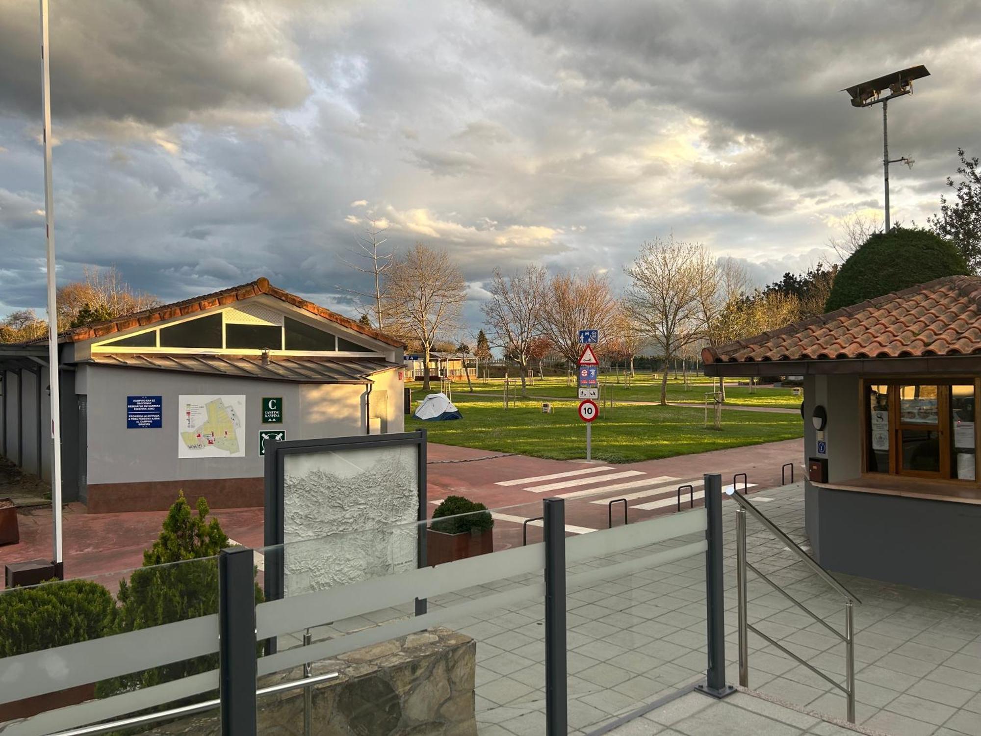 Mendexa Camping & Bungalows Leagi מראה חיצוני תמונה